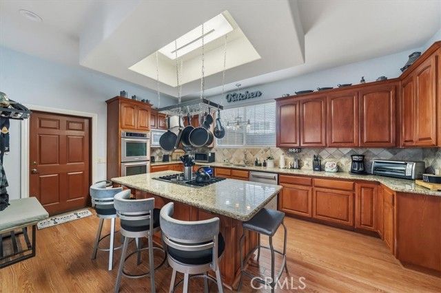 27312 Little Bear, Lake Arrowhead, CA 92317