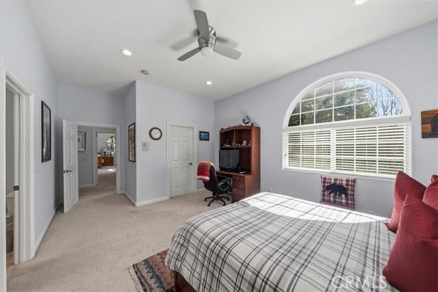 27312 Little Bear, Lake Arrowhead, CA 92317