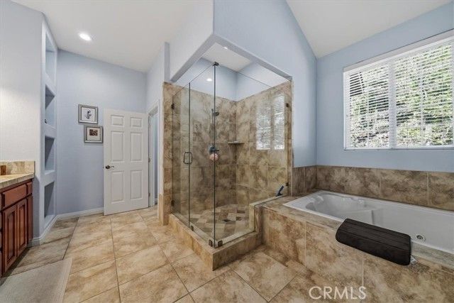 27312 Little Bear, Lake Arrowhead, CA 92317