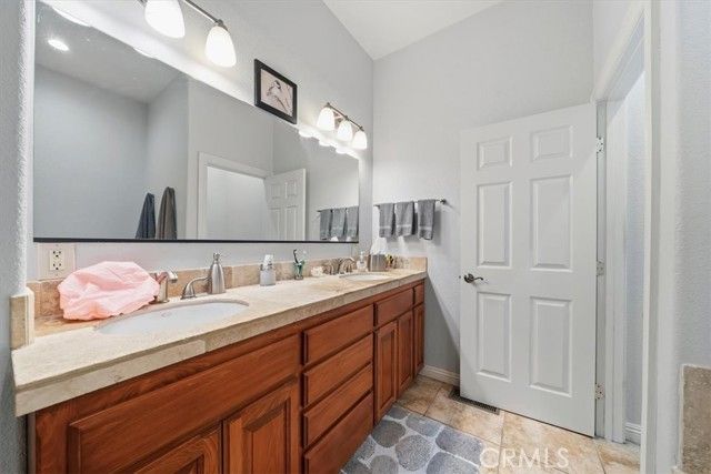 27312 Little Bear, Lake Arrowhead, CA 92317