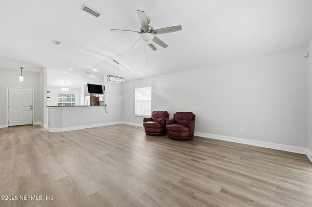 75085 MORNING GLEN Court, Yulee, FL 32097