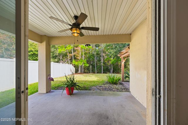 75085 MORNING GLEN Court, Yulee, FL 32097