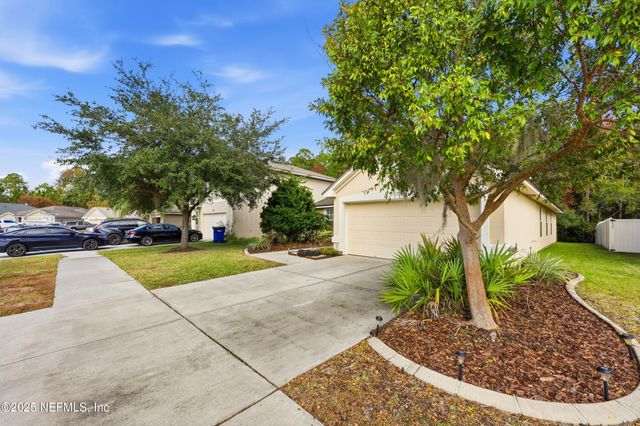 75085 MORNING GLEN Court, Yulee, FL 32097