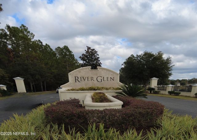 75085 MORNING GLEN Court, Yulee, FL 32097