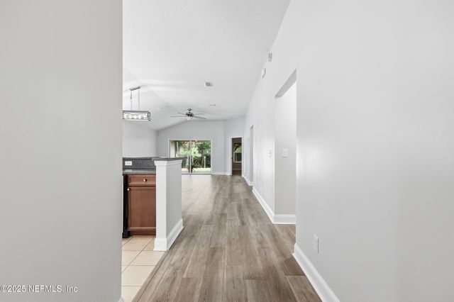 75085 MORNING GLEN Court, Yulee, FL 32097