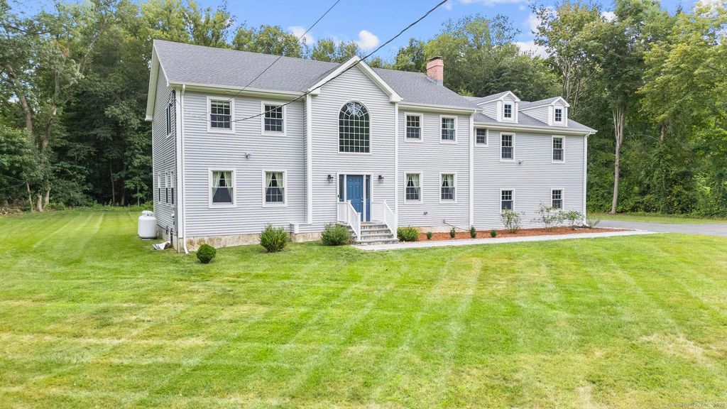 424 Racebrook Road, Orange, CT 06477