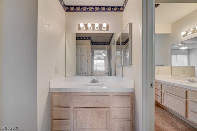7129 Deepriver Circle, Las Vegas, NV 89129