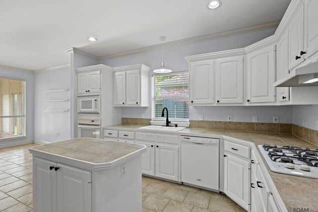 4005 Windsong Dr, Baton Rouge, LA 70816