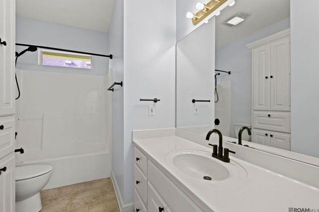 4005 Windsong Dr, Baton Rouge, LA 70816
