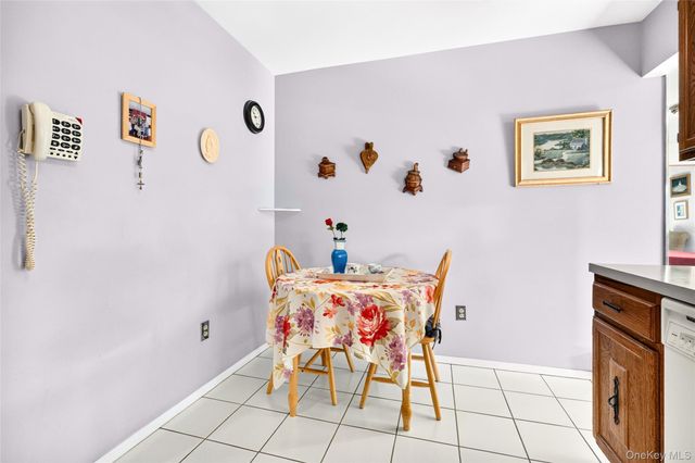 38 Richard Court, Pomona, NY 10970