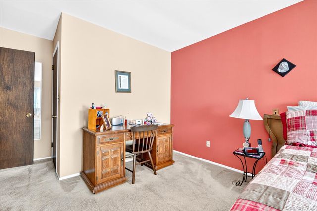 38 Richard Court, Pomona, NY 10970