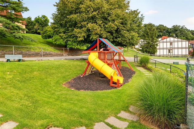38 Richard Court, Pomona, NY 10970