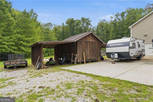 160 Starlyn Trace, Hiram, GA 30141