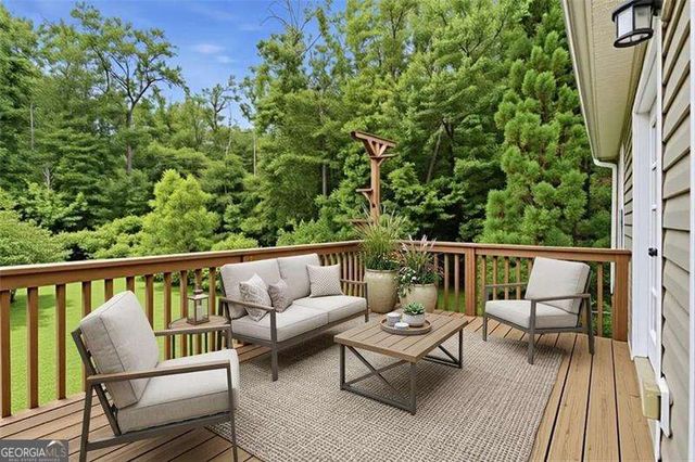 160 Starlyn Trace, Hiram, GA 30141