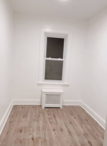 1707 E 34th Street, New York City, NY 11234