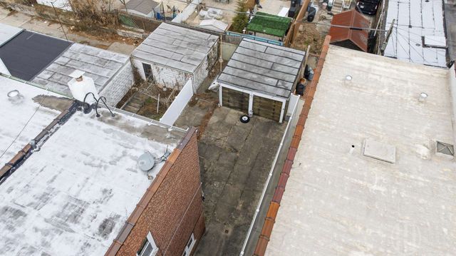 1707 E 34th Street, New York City, NY 11234