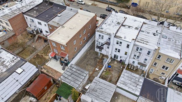 1707 E 34th Street, New York City, NY 11234