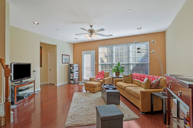 7852 Fox Horn Drive, Irving, TX 75063