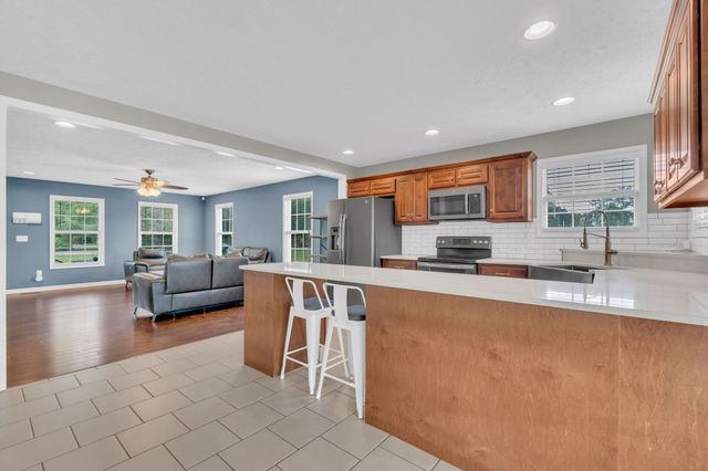 124 Houston Bell Rd, Manchester, TN 37355