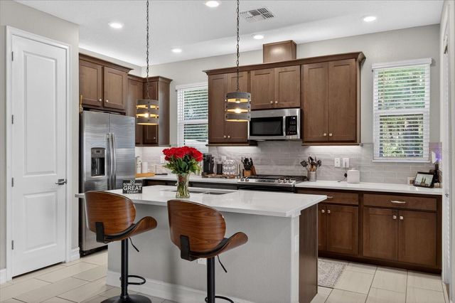 5110 SAN MARTINO DRIVE, Wesley Chapel, FL 33543