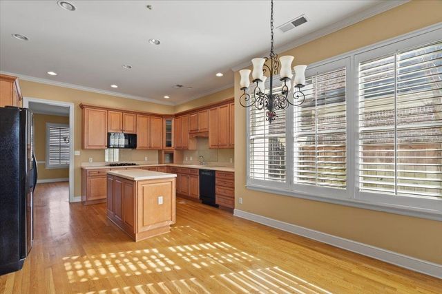 1435 KIMBROUGH RD, Germantown, TN 38138