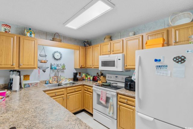 510 Fairwood Lakes Dr Unit 17P, Myrtle Beach, SC 29588
