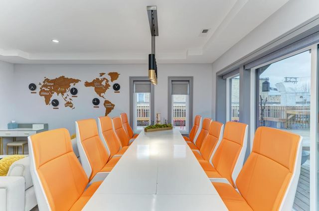 6845 W Addison Street, Chicago, IL 60634