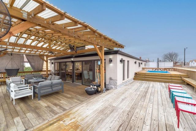 6845 W Addison Street, Chicago, IL 60634