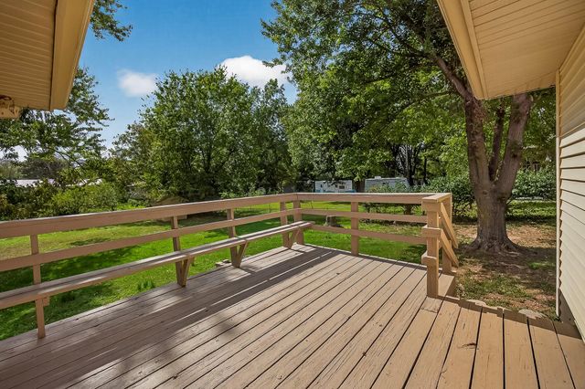 3244 E Gasconade Street, Springfield, MO 65804