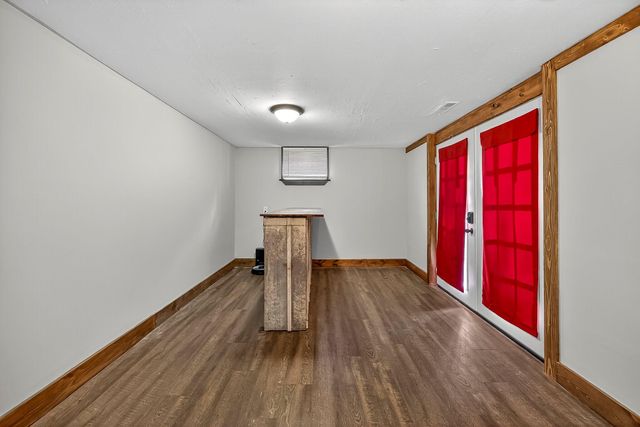 3244 E Gasconade Street, Springfield, MO 65804