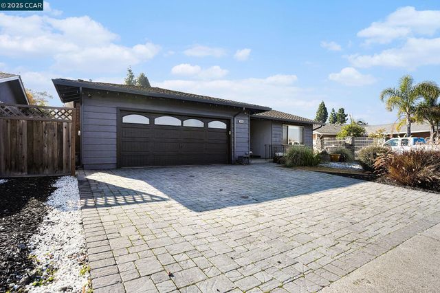 2432 Balmoral St, Union City, CA 94587