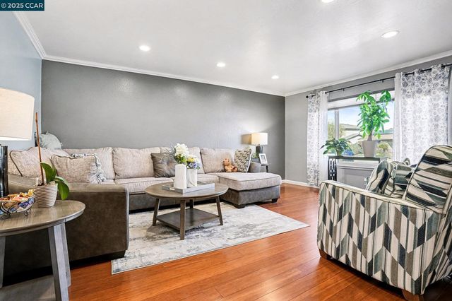 2432 Balmoral St, Union City, CA 94587