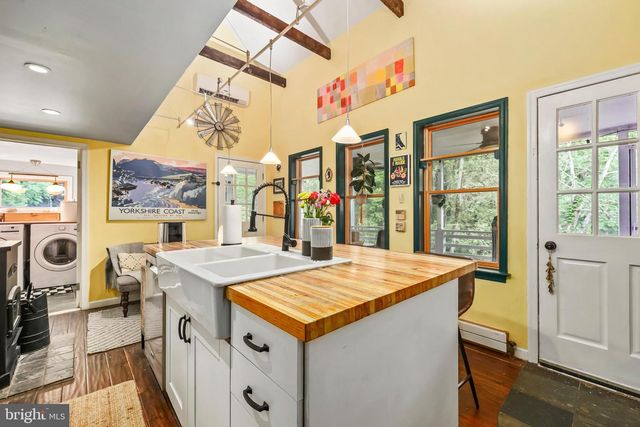 13316 DOWNEY MILL RD, Lovettsville, VA 20180