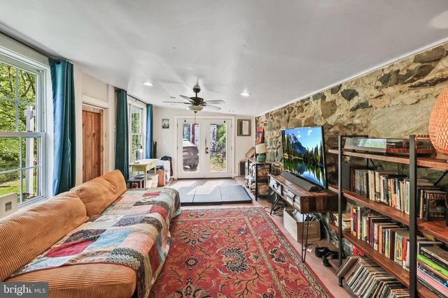 13316 DOWNEY MILL RD, Lovettsville, VA 20180