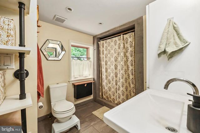 13316 DOWNEY MILL RD, Lovettsville, VA 20180