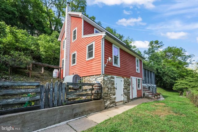 13316 DOWNEY MILL RD, Lovettsville, VA 20180