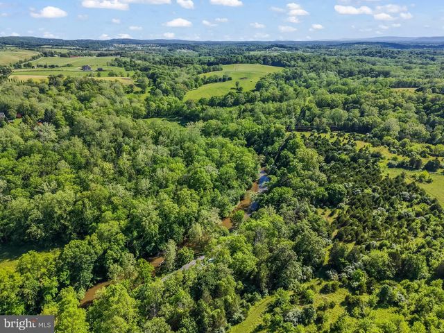 13316 DOWNEY MILL RD, Lovettsville, VA 20180