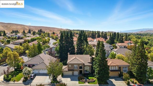 205 Dandelion Ln, San Ramon, CA 94582