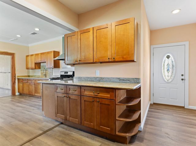 407 Ramon Road, Boling, TX 77420