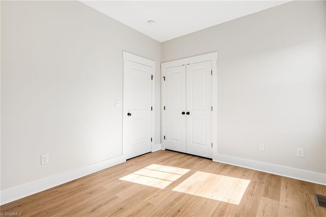 11 Byrdcliffe Lane, Asheville, NC 28805