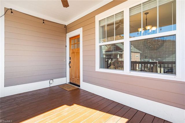 11 Byrdcliffe Lane, Asheville, NC 28805