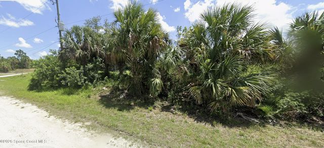 615 Opal Street SW, Palm Bay, FL 32908