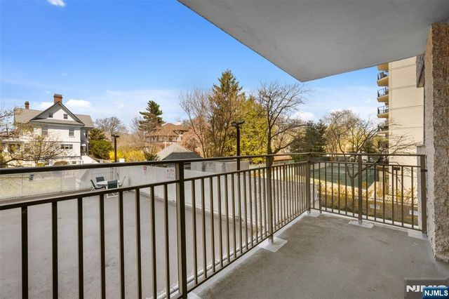 235 Prospect Avenue 2B, Hackensack, NJ 07601