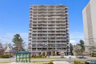 235 Prospect Avenue 2B, Hackensack, NJ 07601