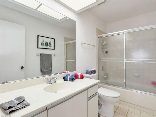 355 Bay Forest DR 3A, Naples, FL 34110