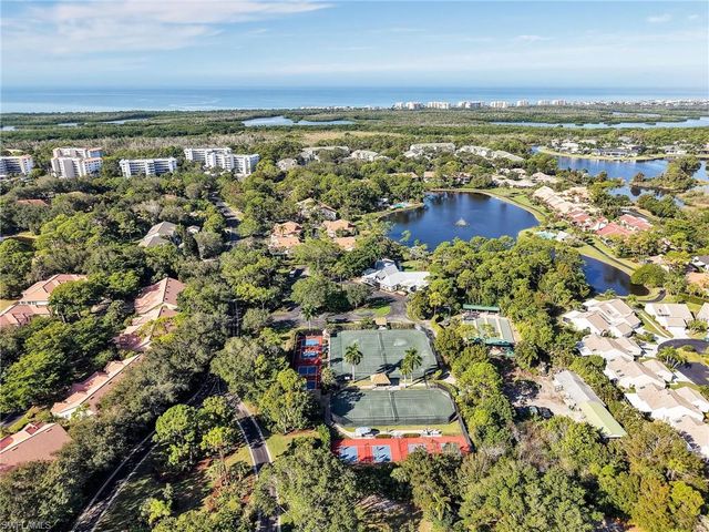 355 Bay Forest DR 3A, Naples, FL 34110