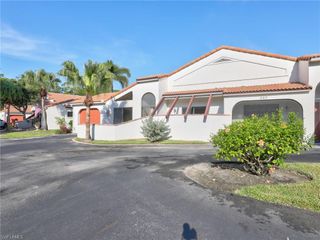 355 Bay Forest DR # 3A, Naples, FL 34110