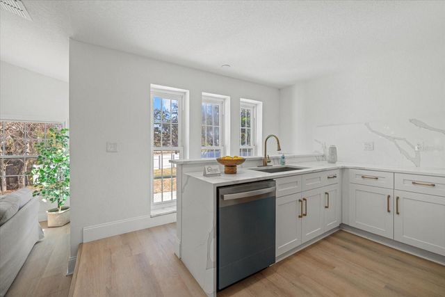 17 PINEWOOD CIRCLE, Safety Harbor, FL 34695