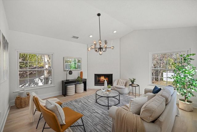 17 PINEWOOD CIRCLE, Safety Harbor, FL 34695