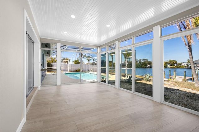 729 SPANISH MAIN DRIVE, Apollo Beach, FL 33572